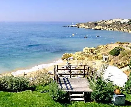 Tatil Evi Near 4 Bedrooms With Pool!